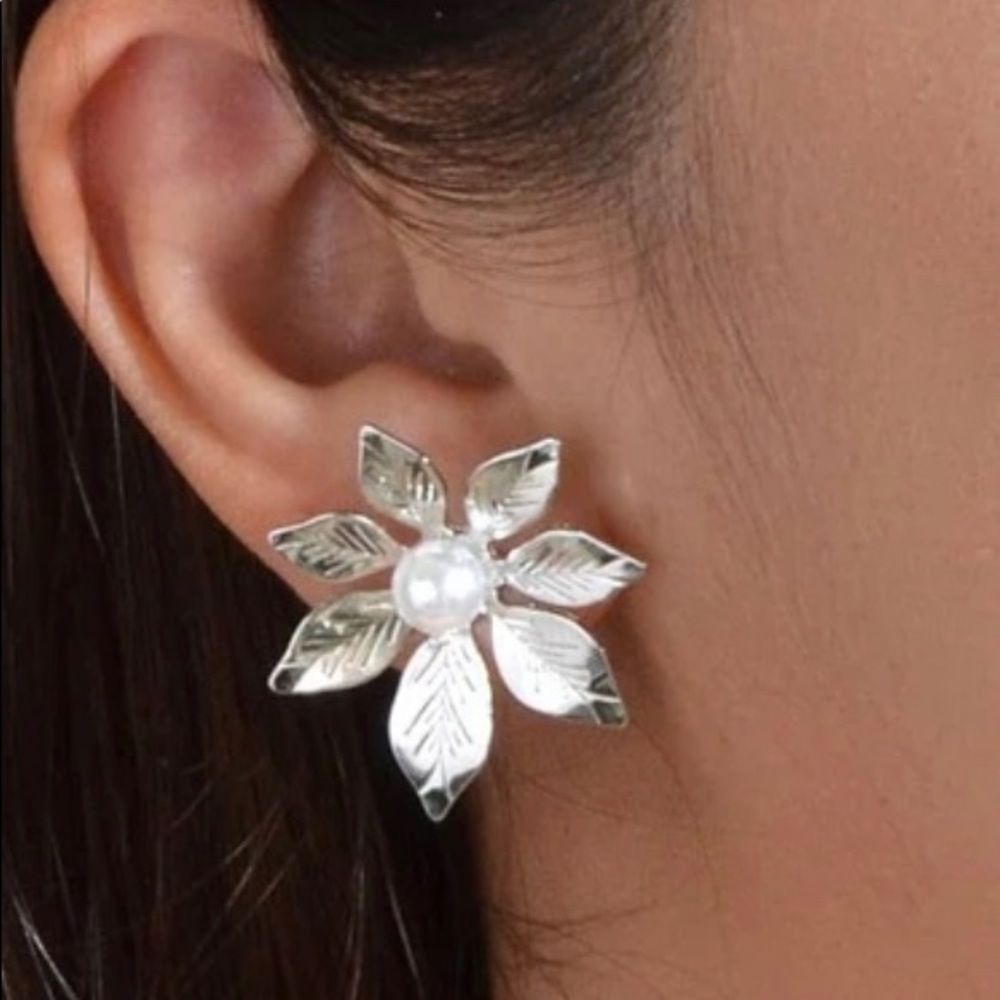 Silver Flower Stud Earrings Faux Pearl Center New